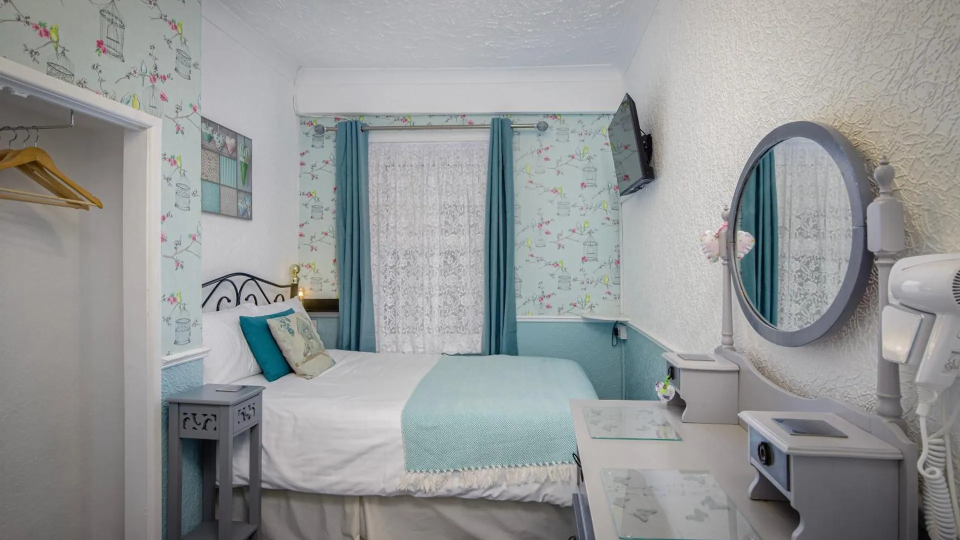 The Wescoe Guesthouse Blackpool United Kingdom